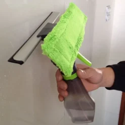 3-i-1 sprayskraberbørste Vandspray Vinduesrenser Glasskrabevisker Mikrofiberkludesæt green